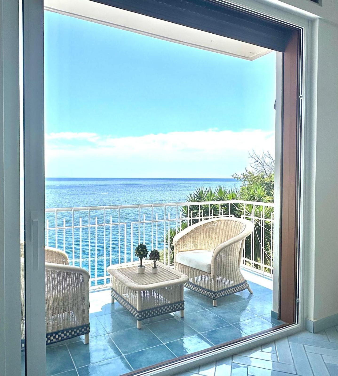 Dimora Collection - Amalfi - Boutique Luxury Residence With Direct Sea View And Access Exteriör bild